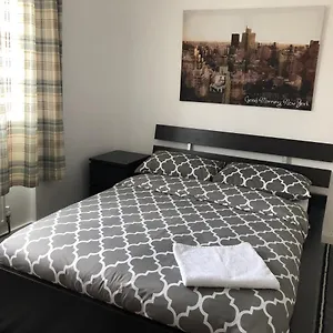  Bed & Breakfast White House