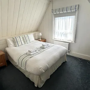 https://winter-dene-beach-side.bournemouth-hotels.org